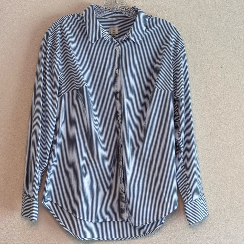 a new day Women's Blue and White Striped Shirt Button Down Long Sleeve SZ L